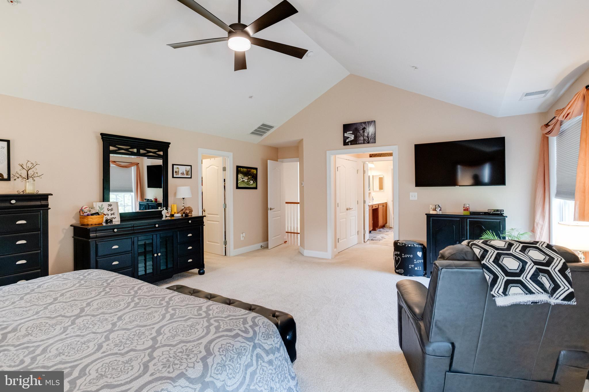 GRIFFITH LANDING - Residential