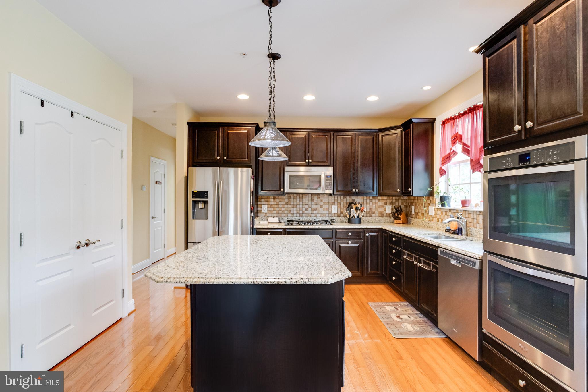 GRIFFITH LANDING - Residential