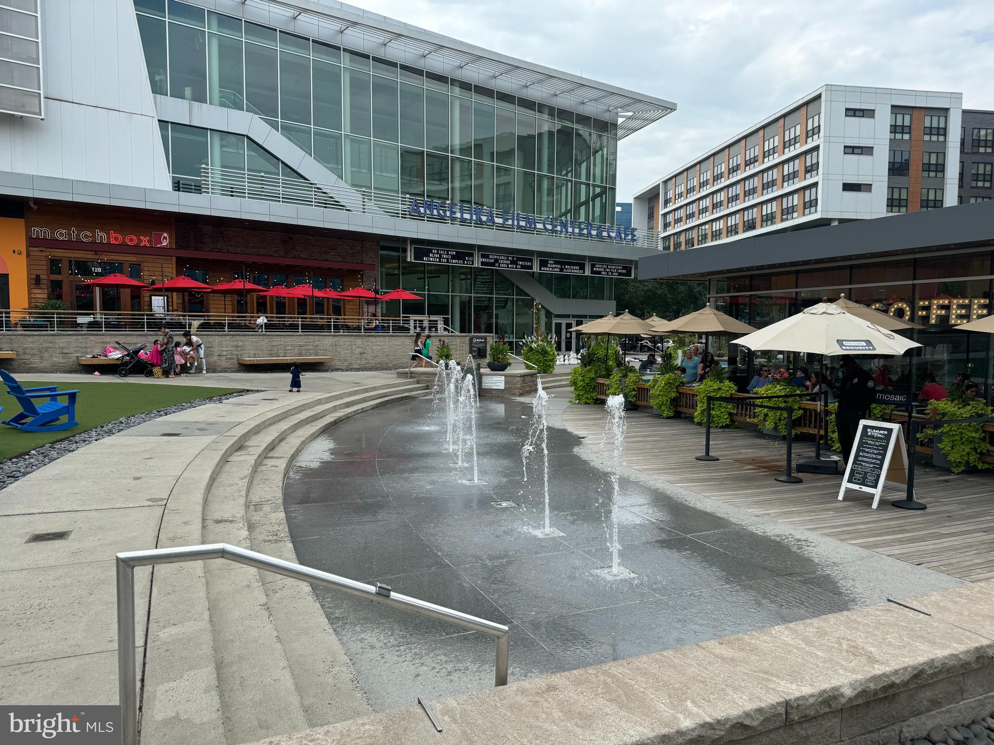 DUNN LORING VILLAGE - Residential Lease