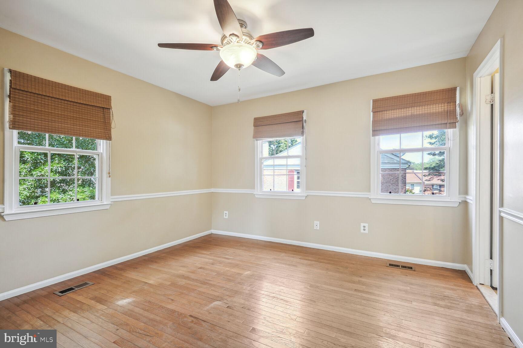 DUNN LORING VILLAGE - Residential Lease