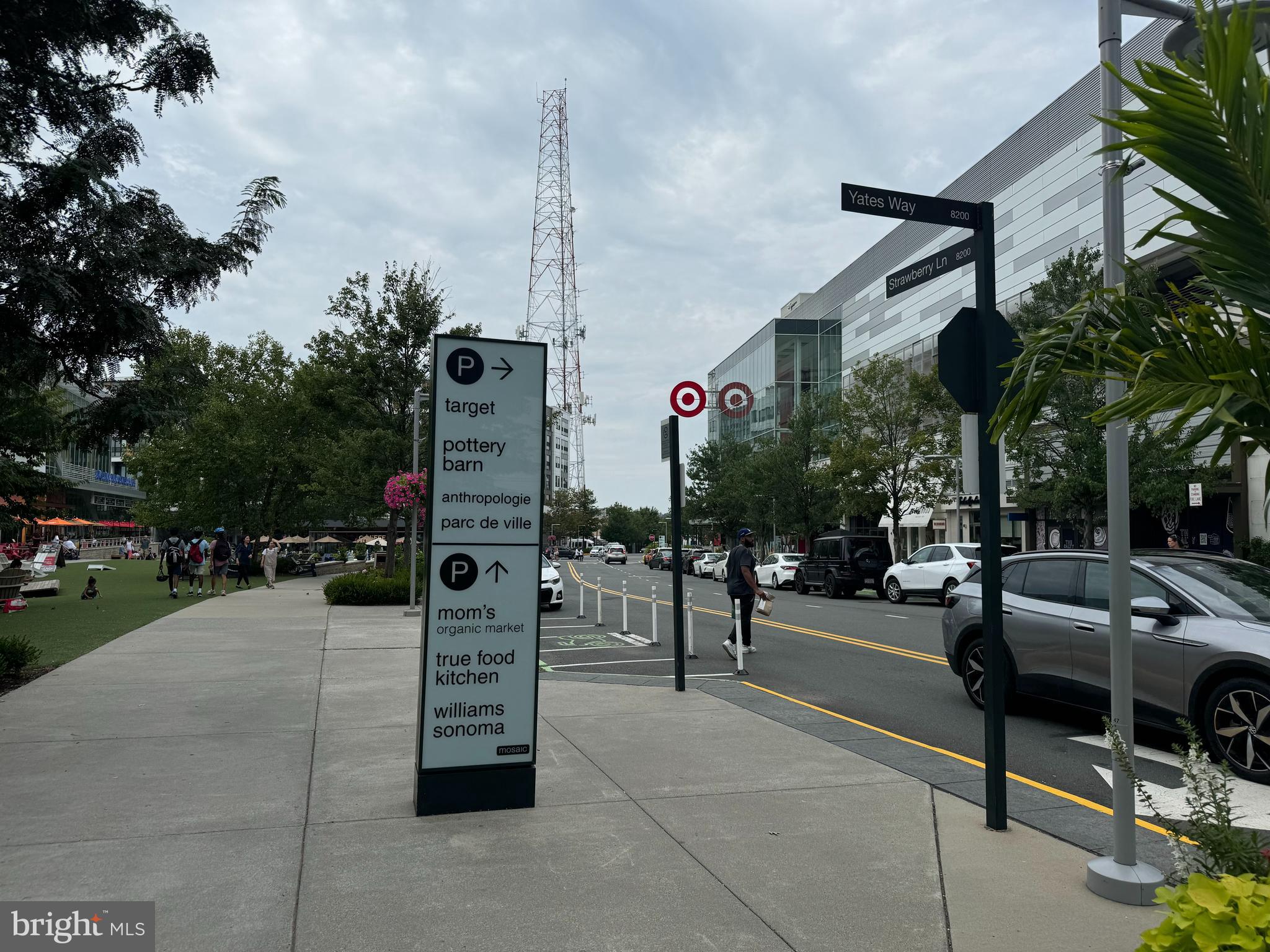 DUNN LORING VILLAGE - Residential Lease