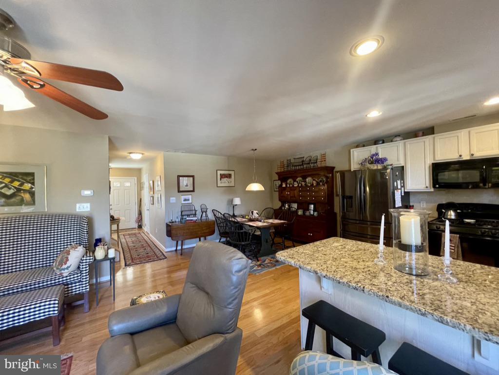 MEWS AT BAILEY STATION - Residential Lease