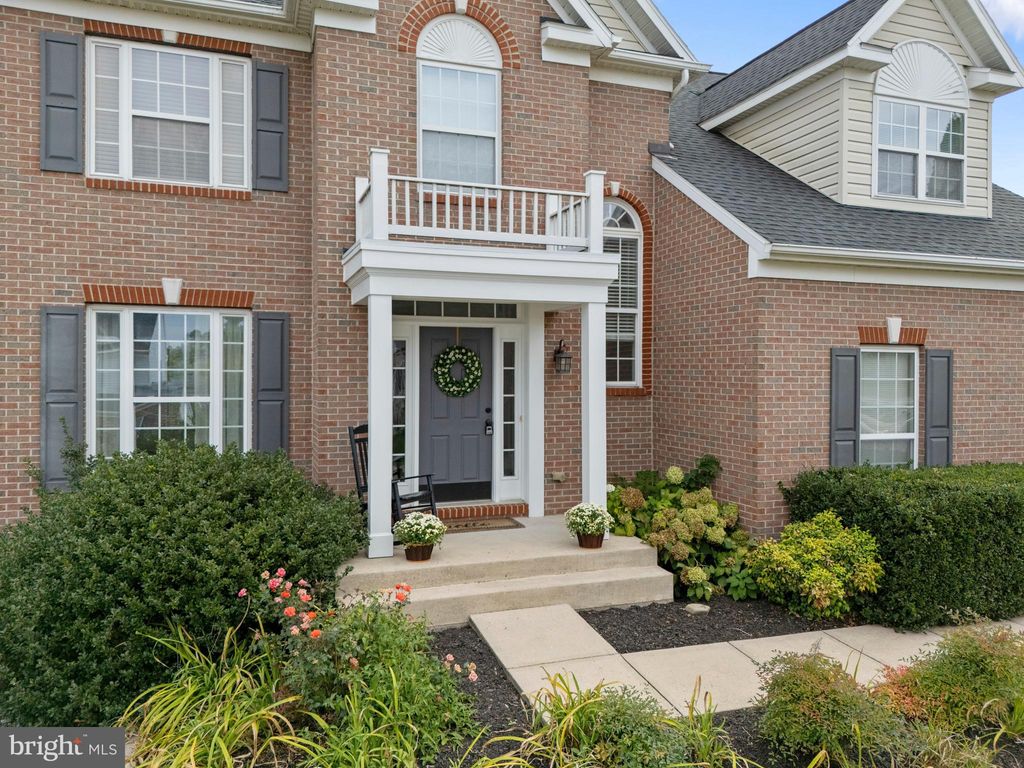 Photo of 7503 Grand Lake Drive, SEVEN VALLEYS, PA 17360 (MLS # PAYK2090098)