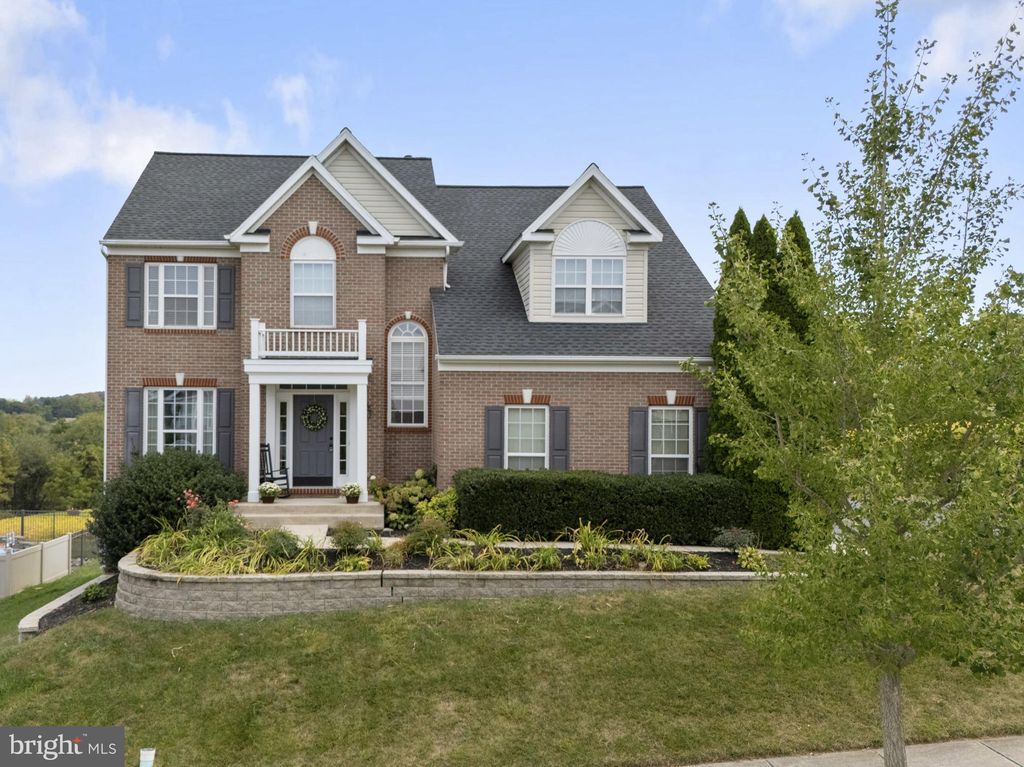Photo of 7503 Grand Lake Drive, SEVEN VALLEYS, PA 17360 (MLS # PAYK2090098)