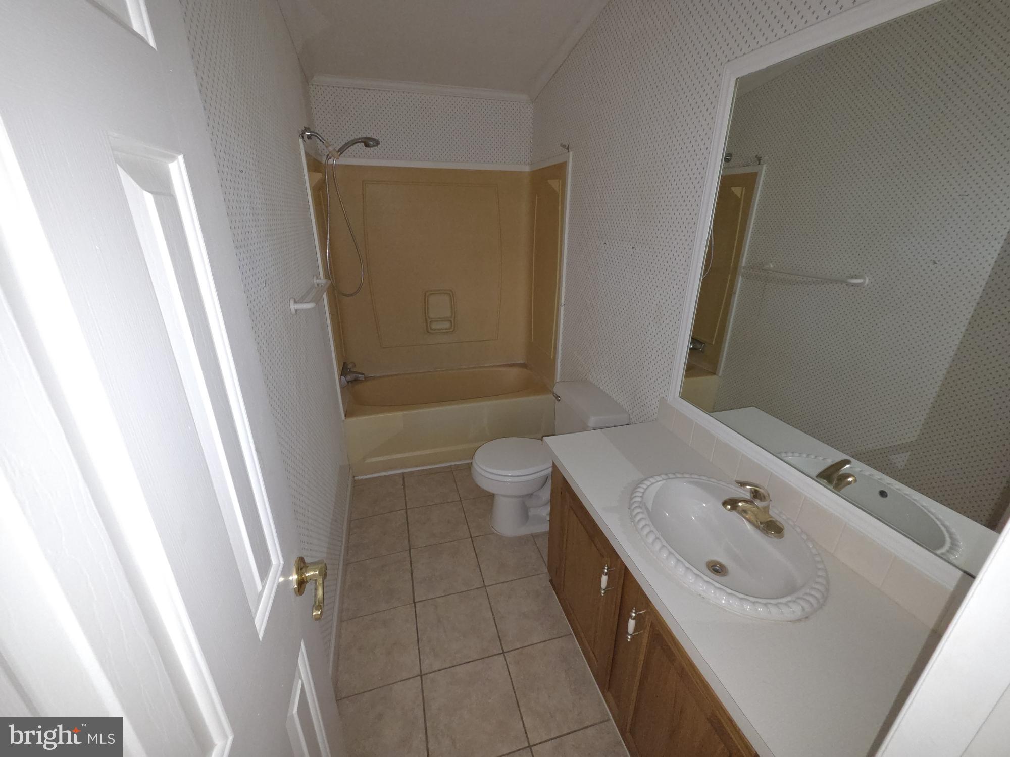 MELODYLAKESCNTRYCLUB - Residential