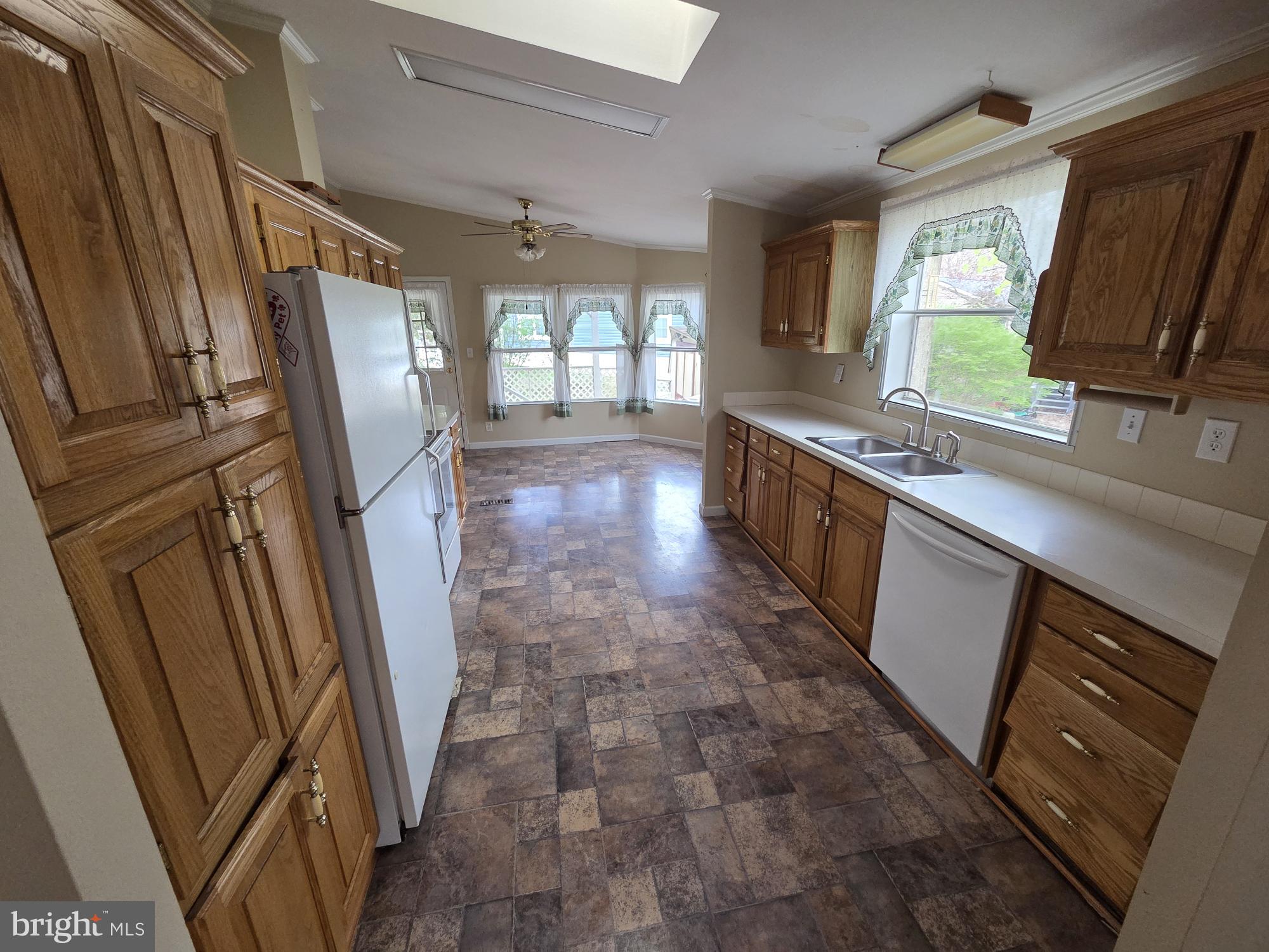 MELODYLAKESCNTRYCLUB - Residential