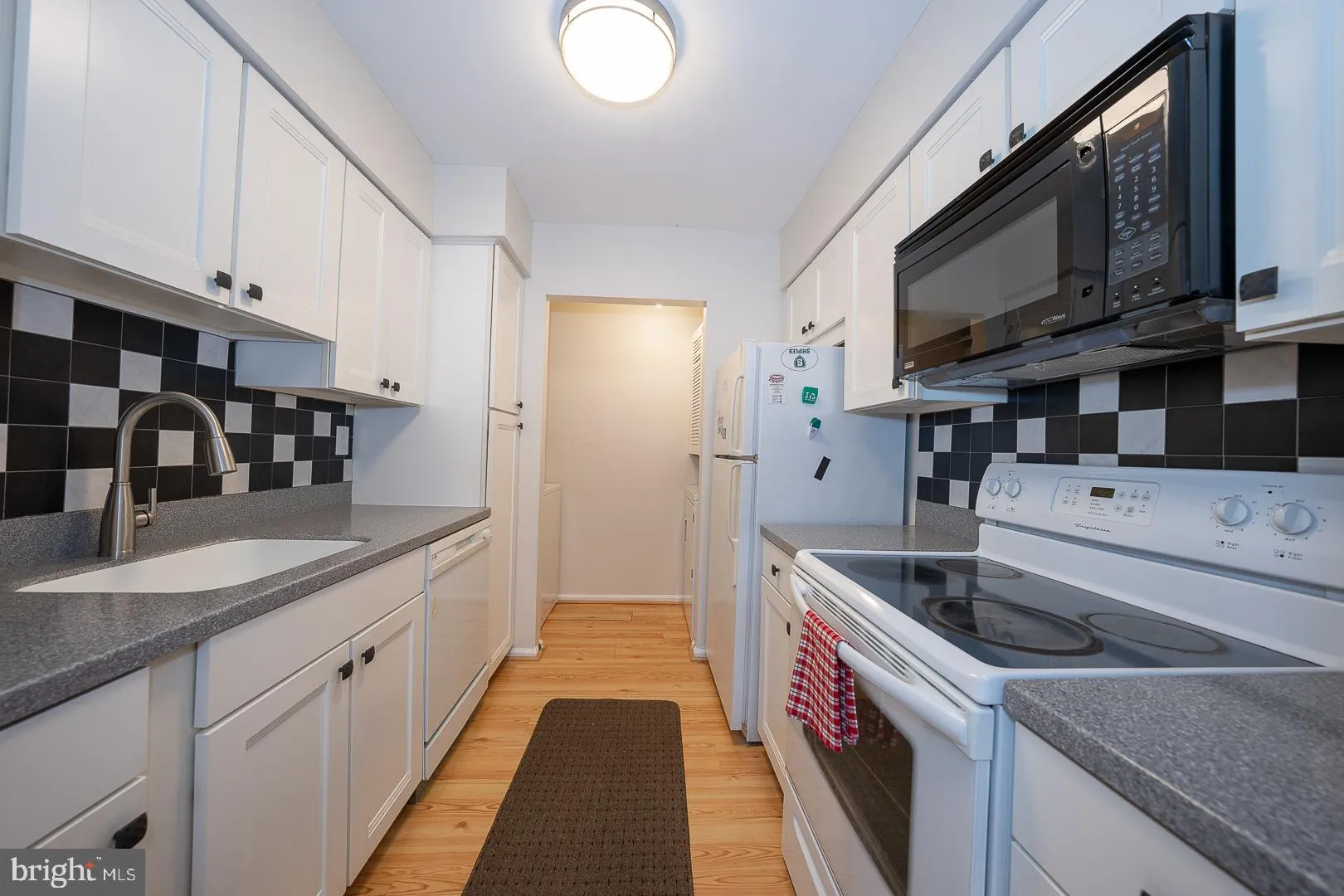 Bryn Mawr, Pennsylvania 19010, United States, 2 Bedrooms Bedrooms, ,2 BathroomsBathrooms,Residential,Active,96898