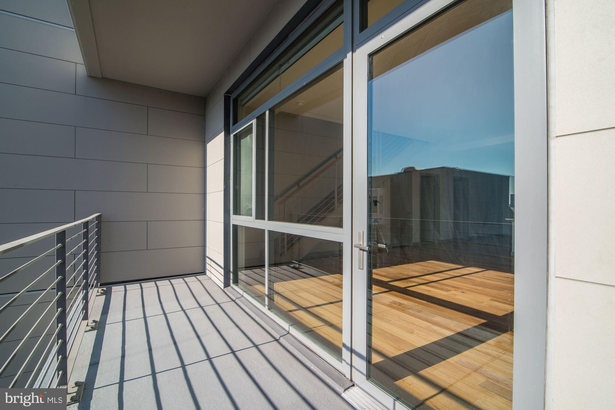 WASHINGTON SQ - Residential Lease