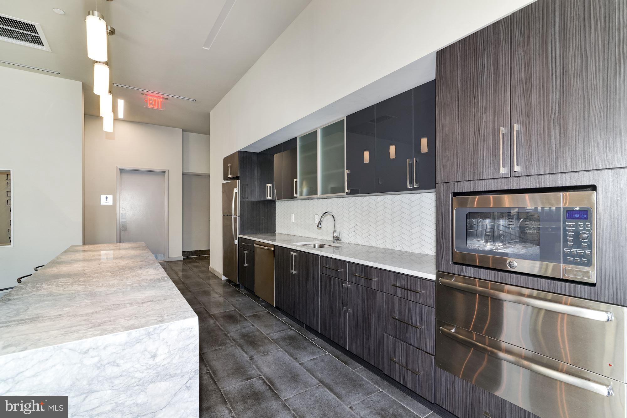 WASHINGTON SQ - Residential Lease