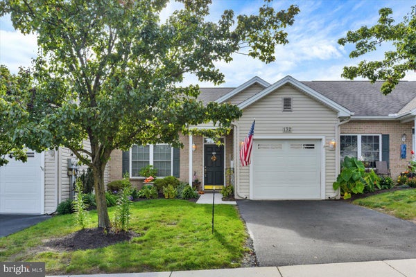 132 LEHMAN DR, CARLISLE, PA 17013 - Image 3d1d5ff0d3fcc00fba0dc59fe6ef6a7a/1282406350