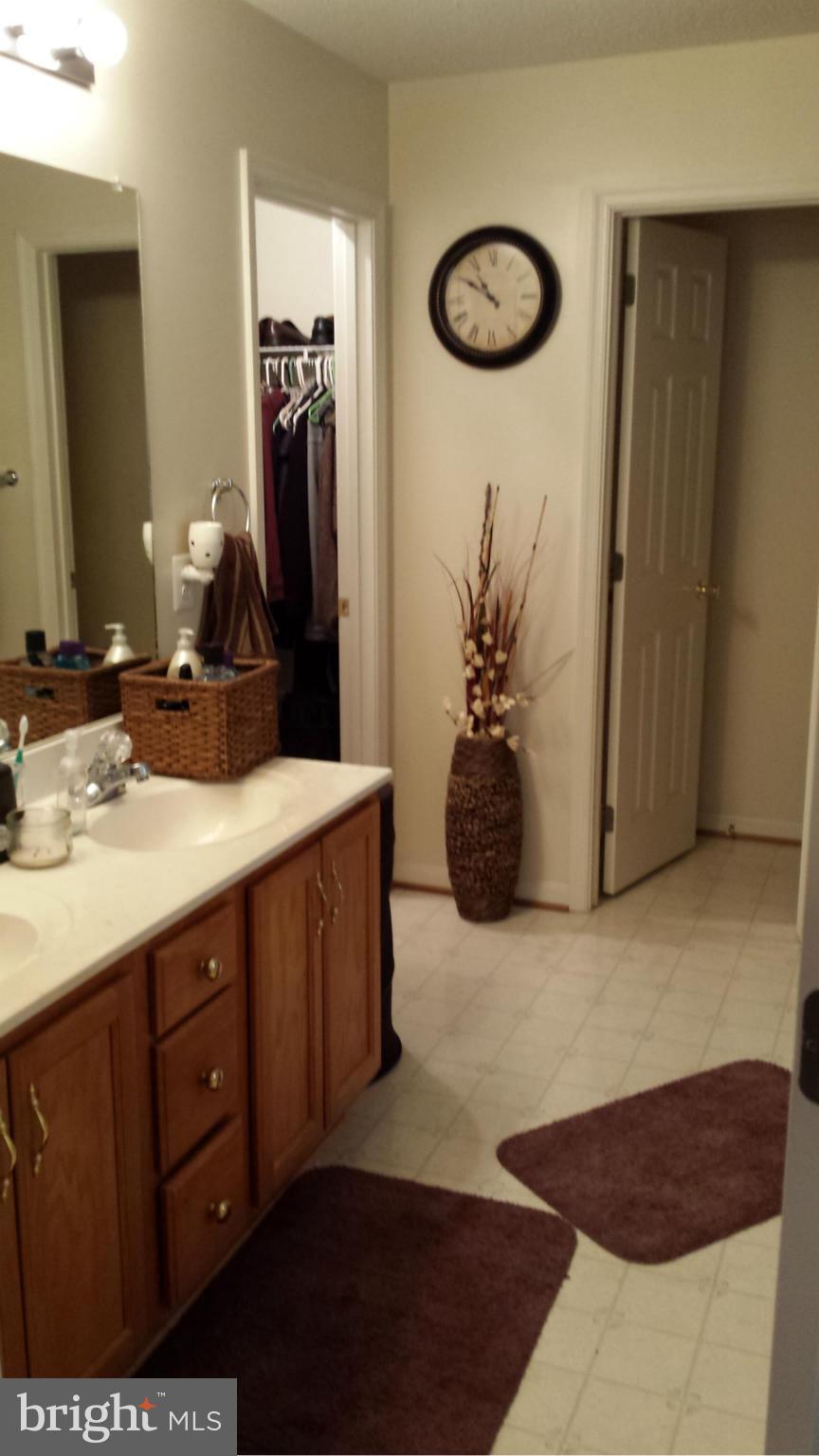 WILLOWGATE LA PLATA - Residential Lease