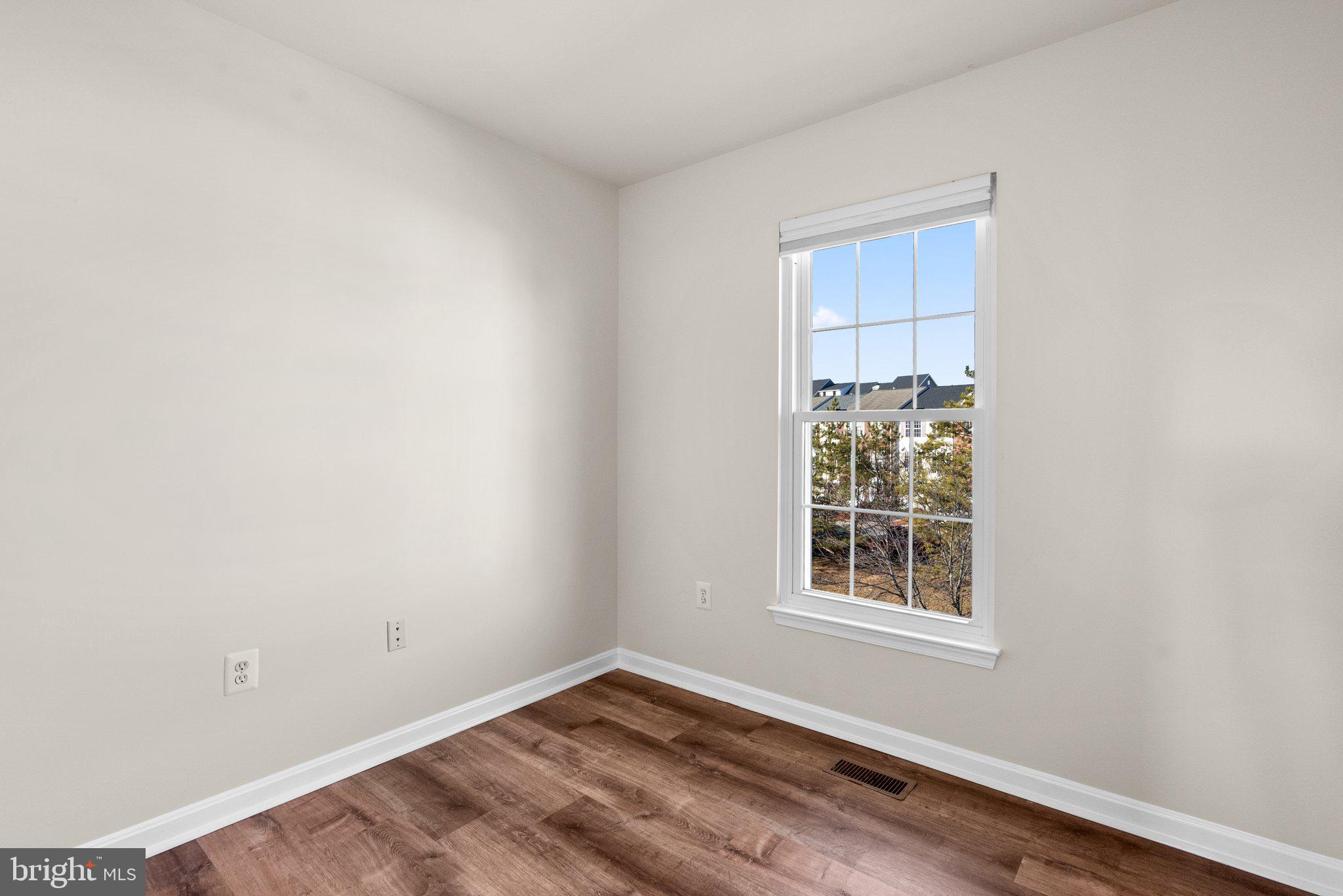 WHITTIER POND - Residential