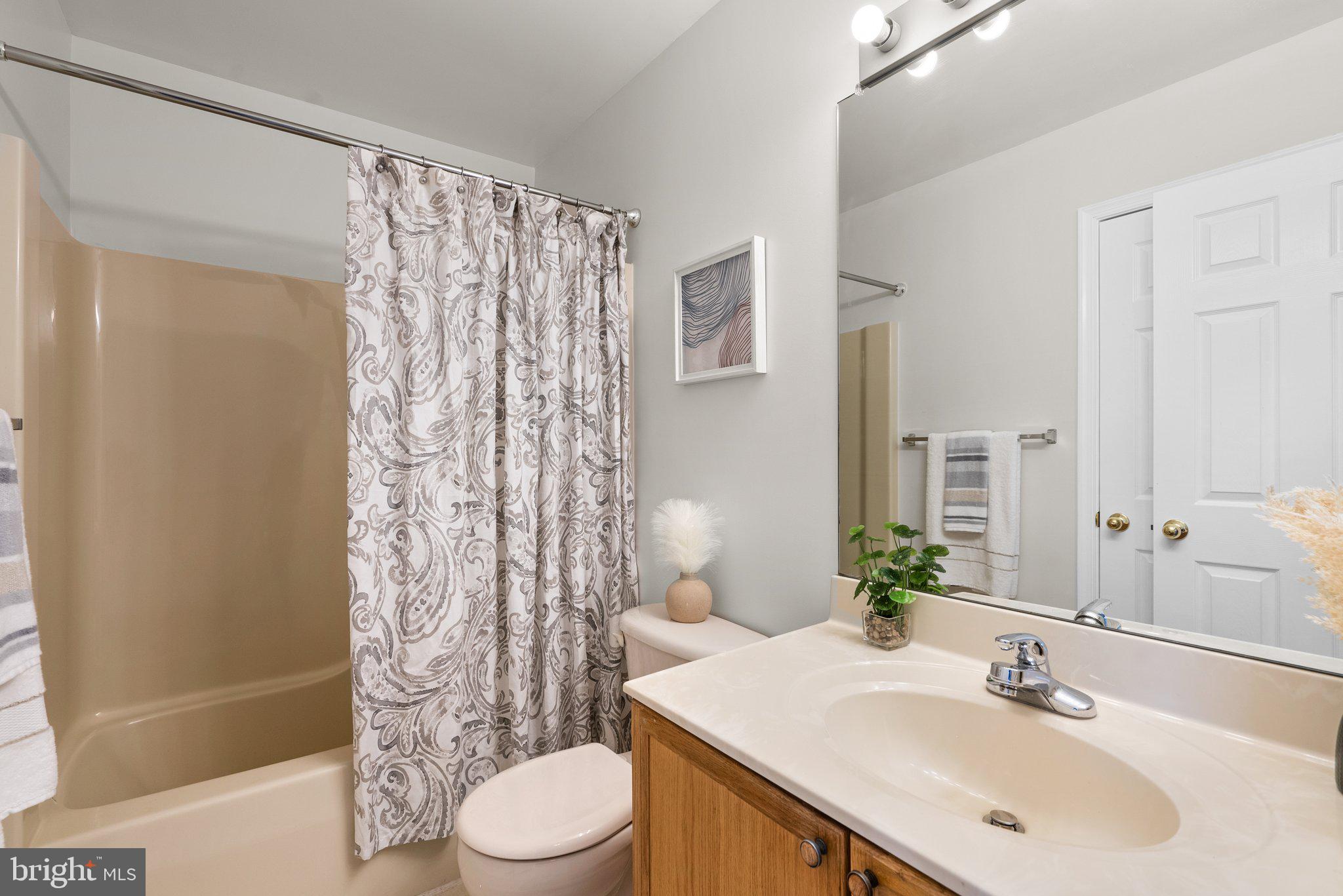 WHITTIER POND - Residential