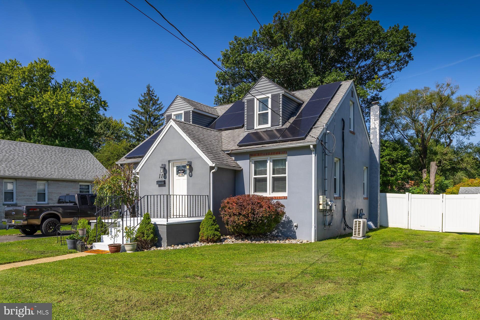 117 SAYBROOK AVENUE