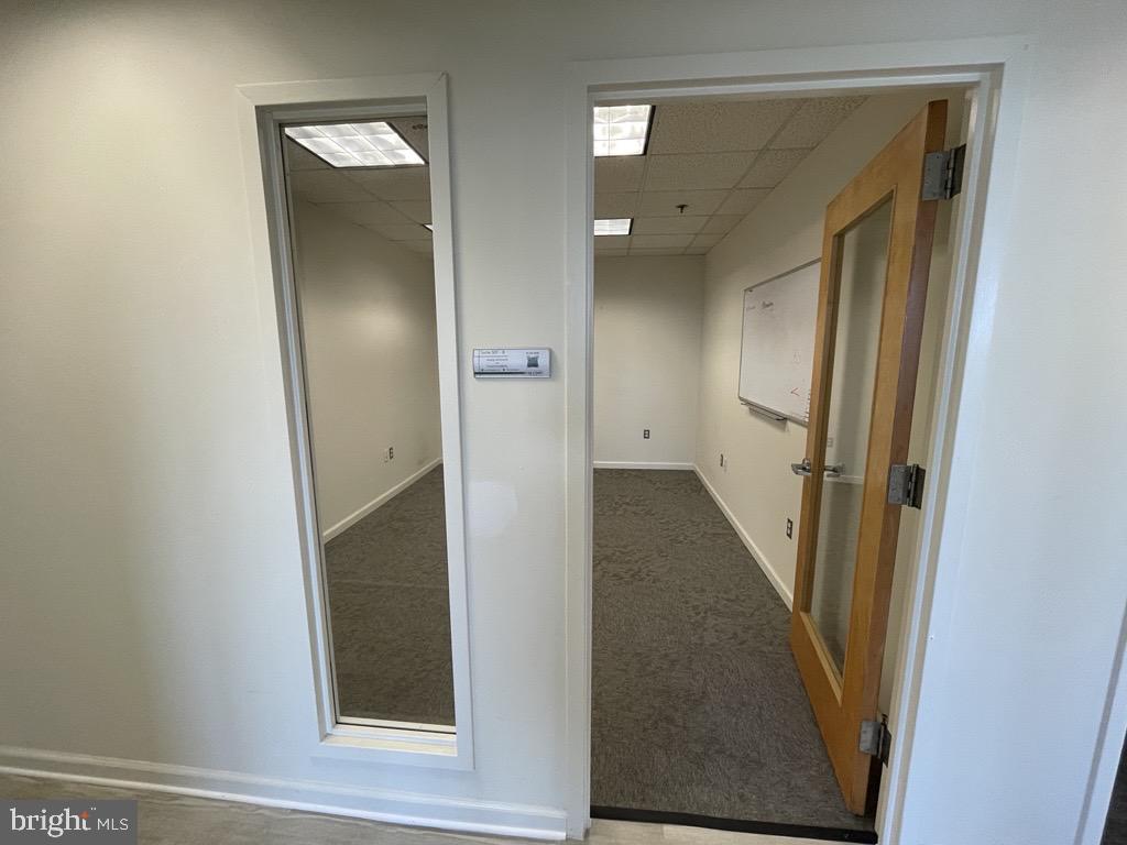 Prime Downtown Silver Spring Location - offering Private Single Suite Options.
Suites 501-A - P starting at $725/mo - $1350/mo (73sf up to 223SF) with shared kitchenette area and conference room - don't pay for SF that you don't use all of the time! Share these spaces and pay a fraction of the cost while still having all the benefits of a private Office in a GREAT downtown space!
Positioned in the vibrant heart of the newly revitalized downtown Silver Spring, 1110 Bonifant offers unmatched accessibility and convenience. Just steps away from more than 30 dining options, the building places your team and clients at the center of a thriving commercial and cultural hub.
Commuting is effortless with the fully operational Paul S. Sarbanes Transit Center and the upcoming Purple Line Metro—scheduled for completion in 2027—both located adjacent to the property.
Ample public parking is available directly next to the building via a nearby parking deck, providing added convenience for both visitors and employees.
Discover premium commercial suites crafted to support focus, collaboration, and growth. With a hospitality-driven approach, our spaces deliver the perfect balance of professionalism and convenience for teams and individuals alike.
