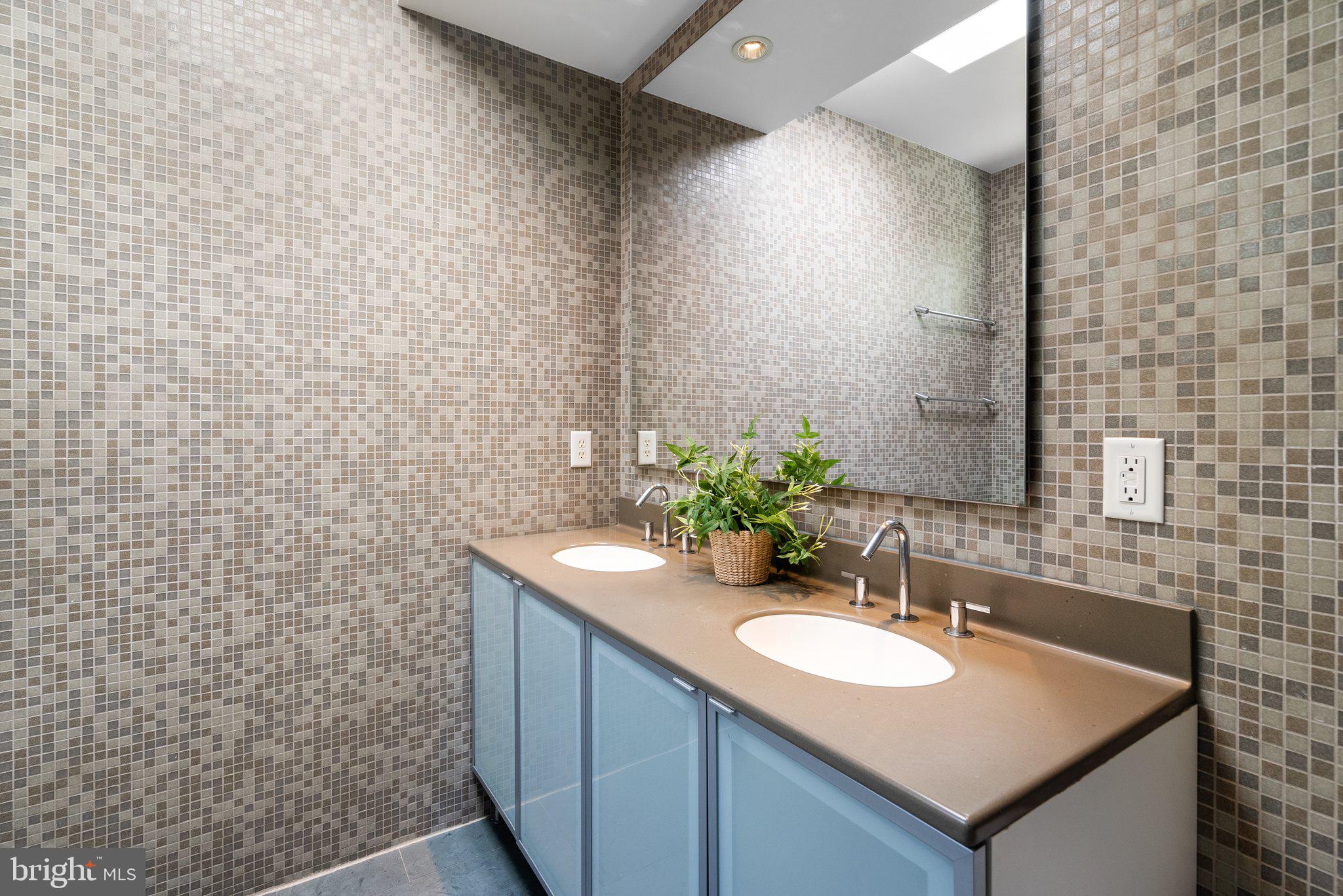 TAKOMA PARK - Residential