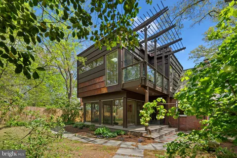 MLS: MDMC2173684