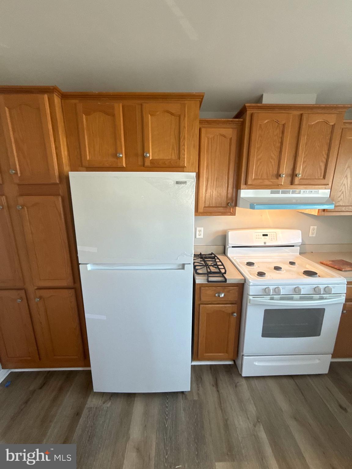 825 STELLA STREET 117