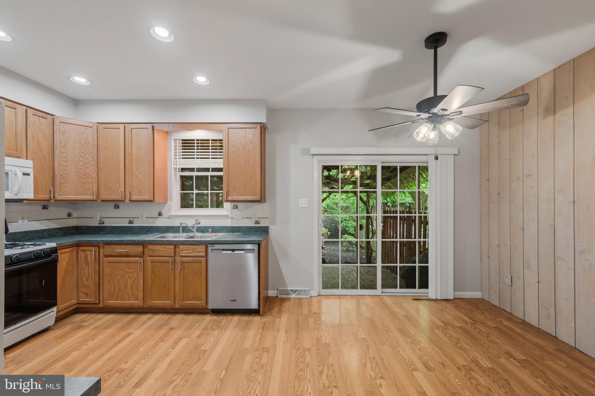 REMVIEW - Residential