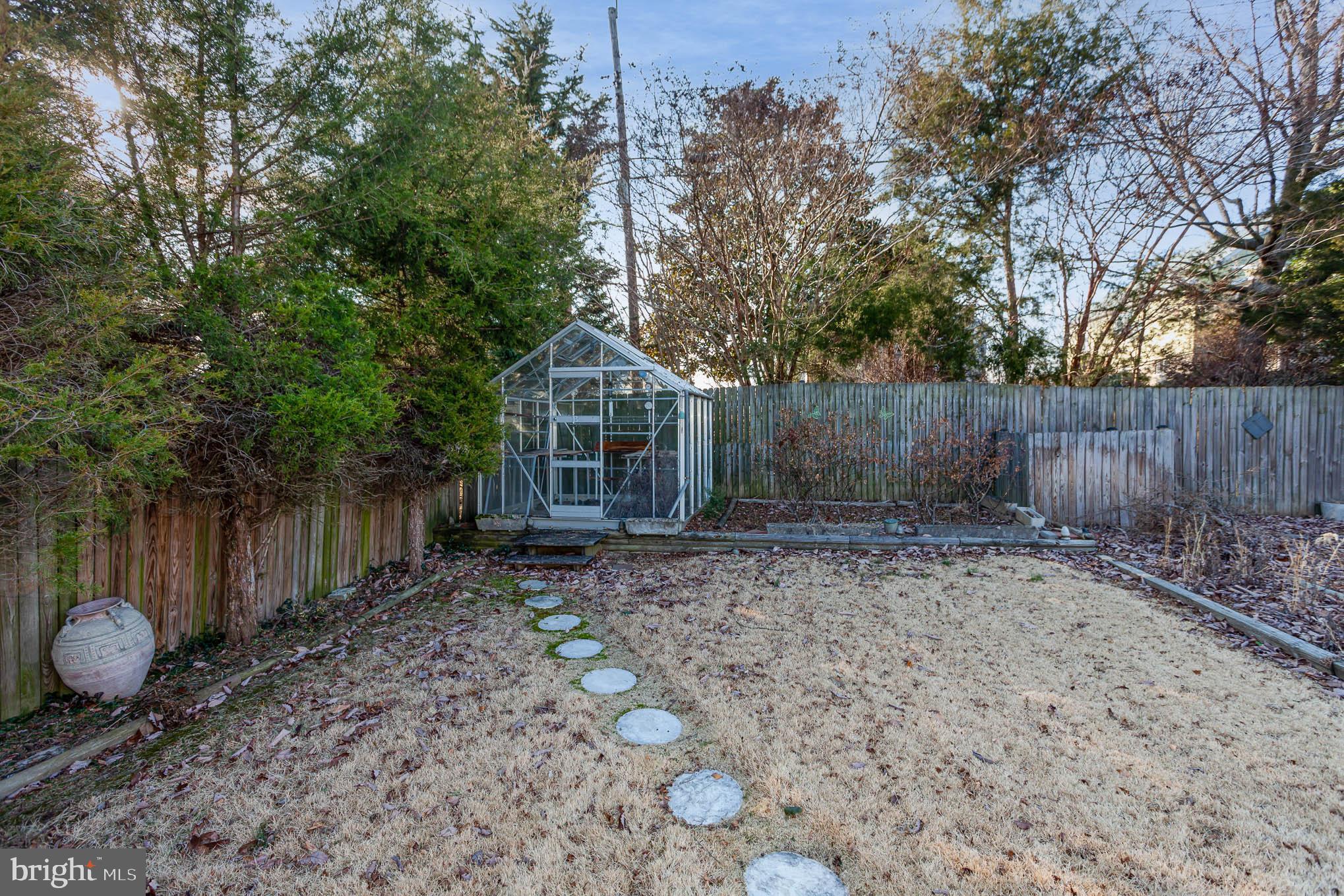 GLENSIDE PARK - Residential