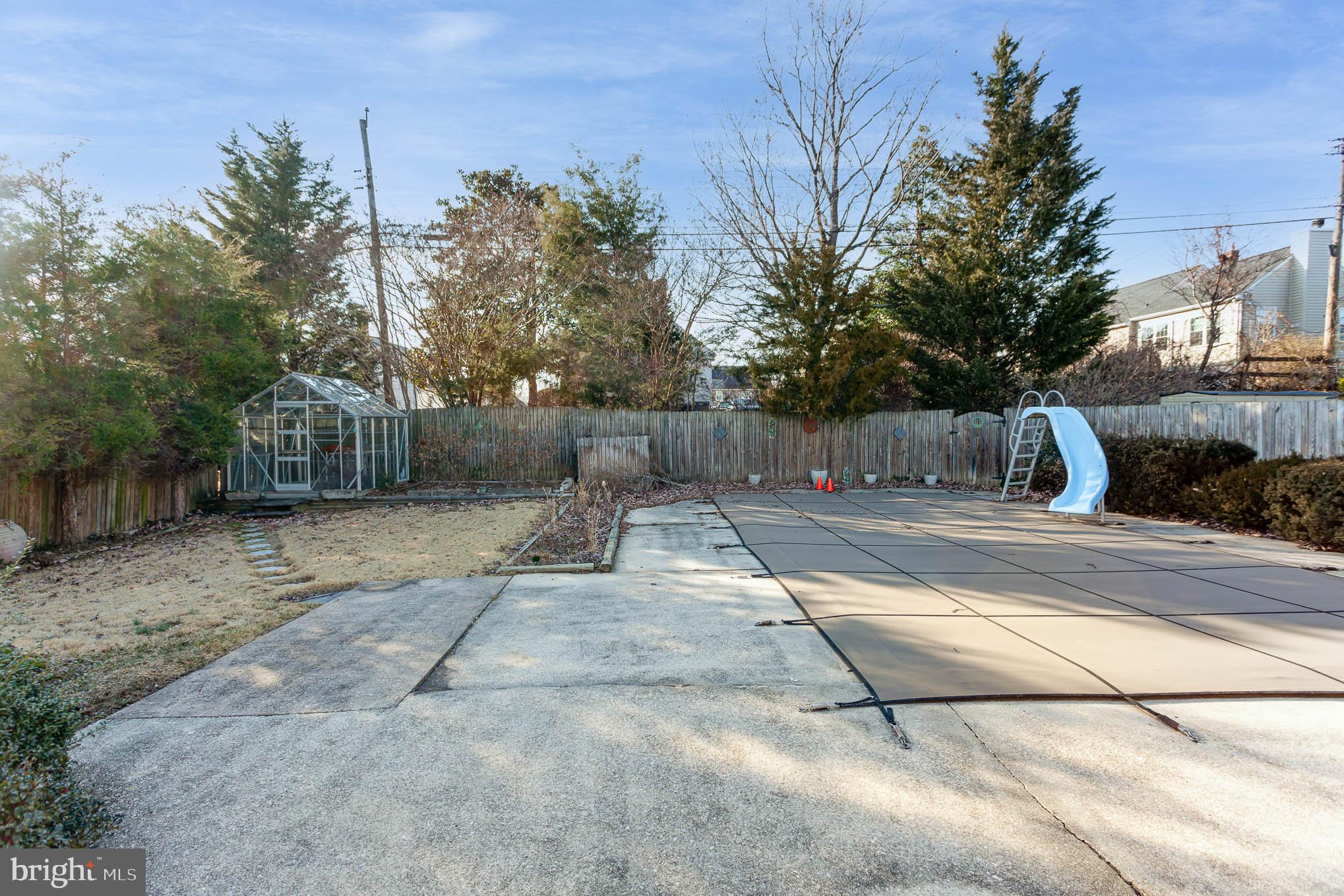 GLENSIDE PARK - Residential