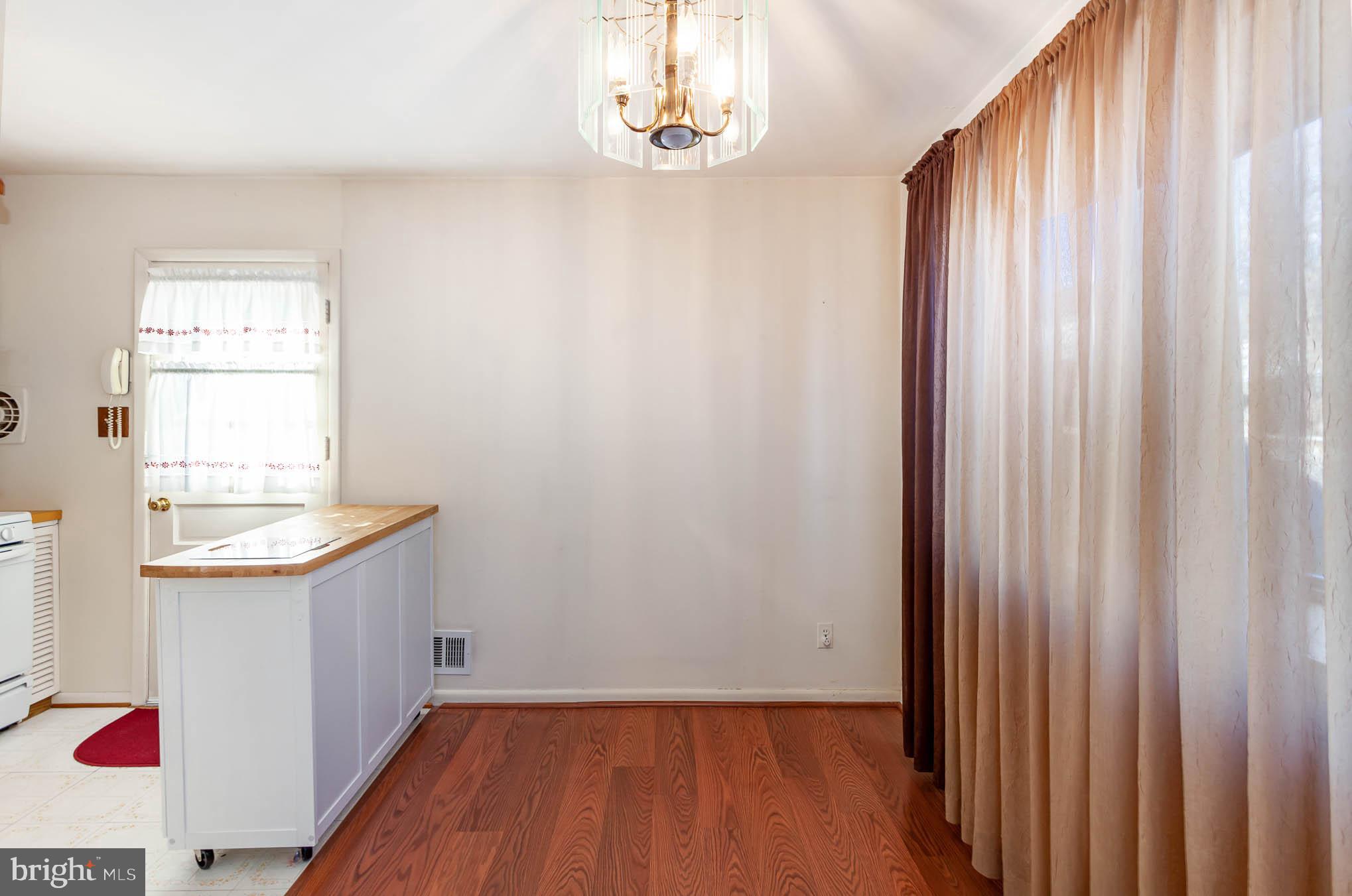 GLENSIDE PARK - Residential