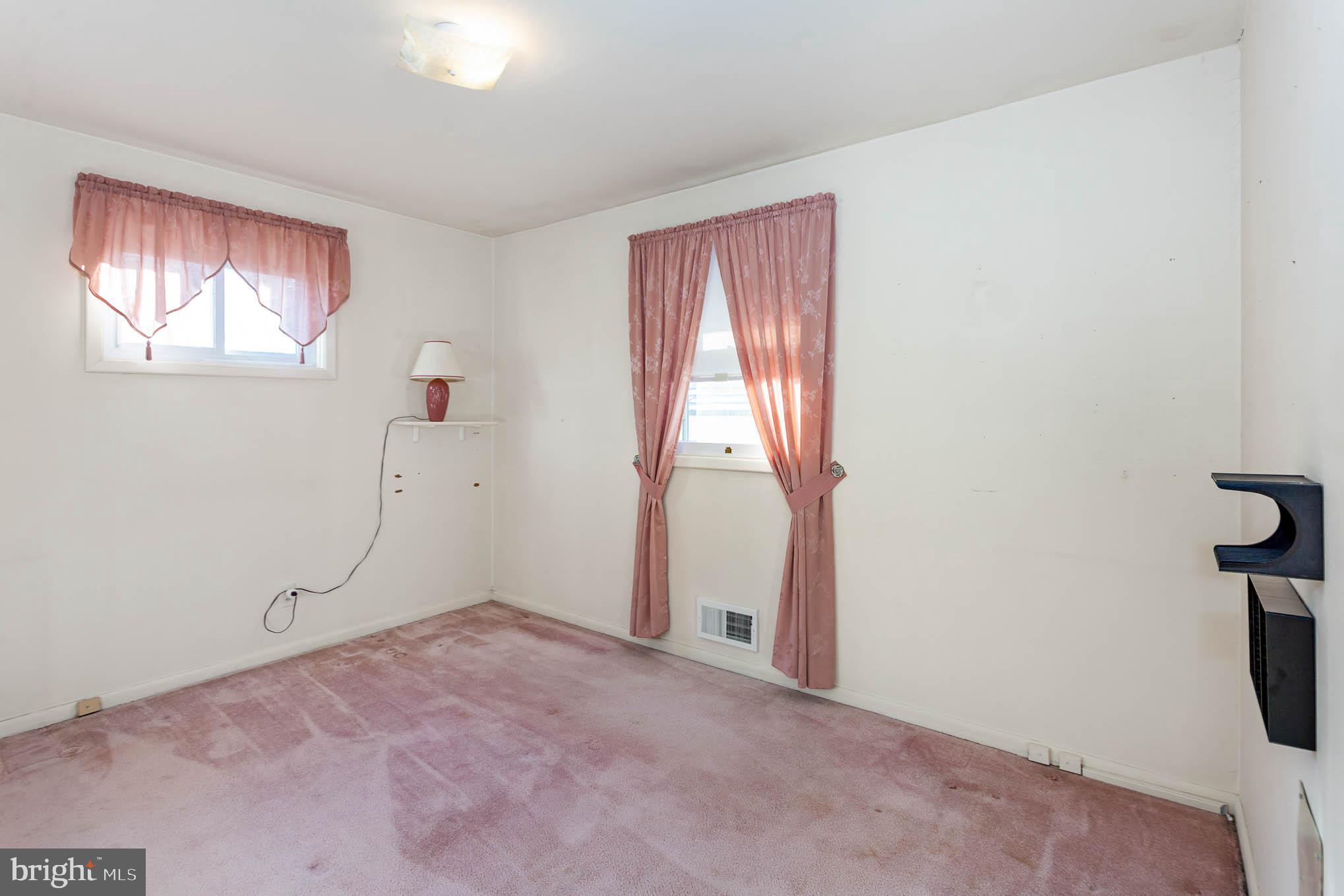 GLENSIDE PARK - Residential