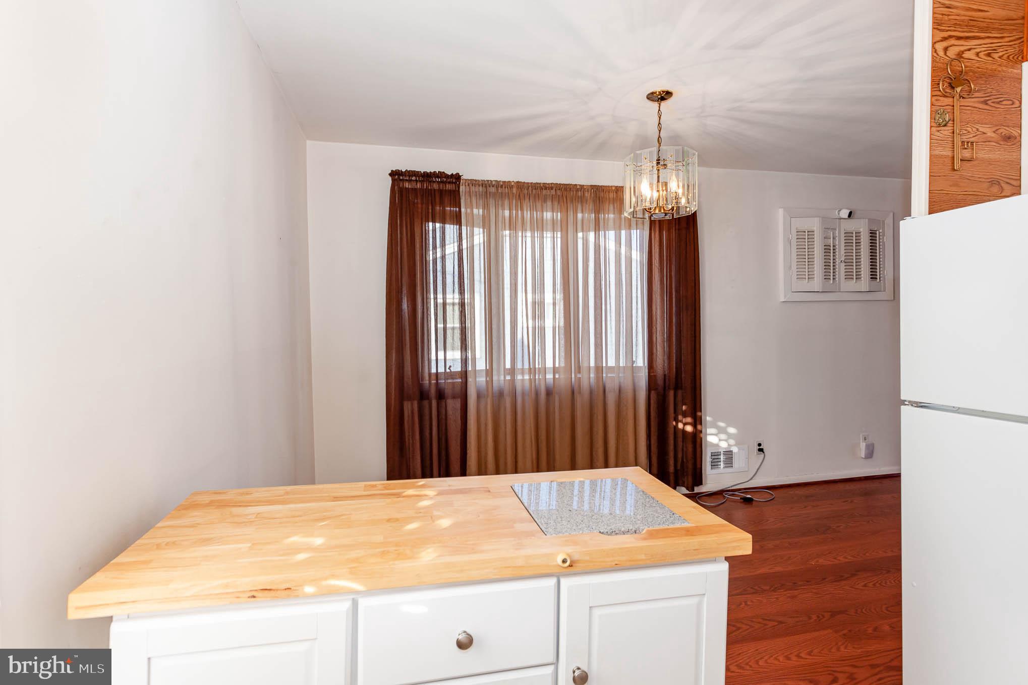 GLENSIDE PARK - Residential