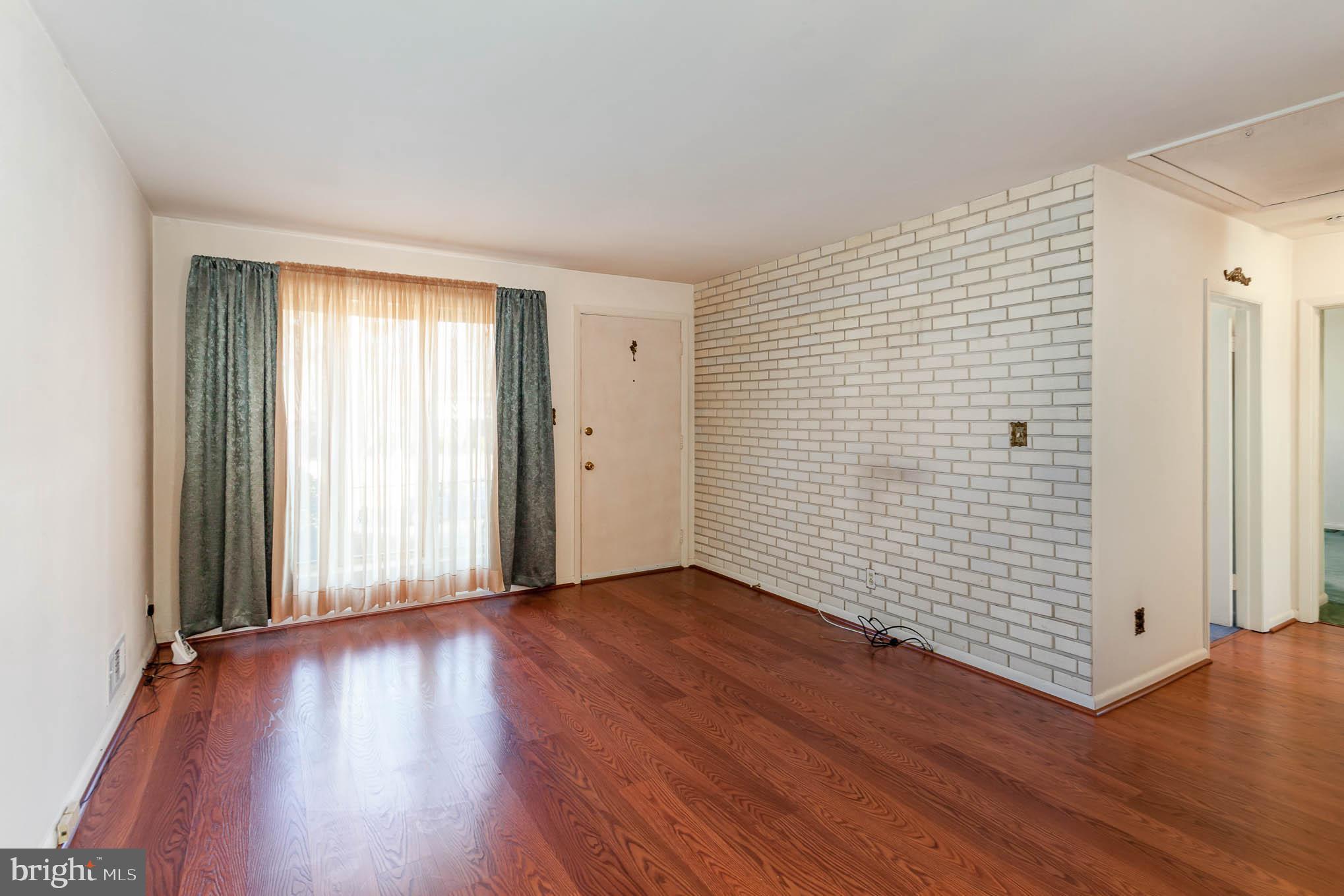 GLENSIDE PARK - Residential