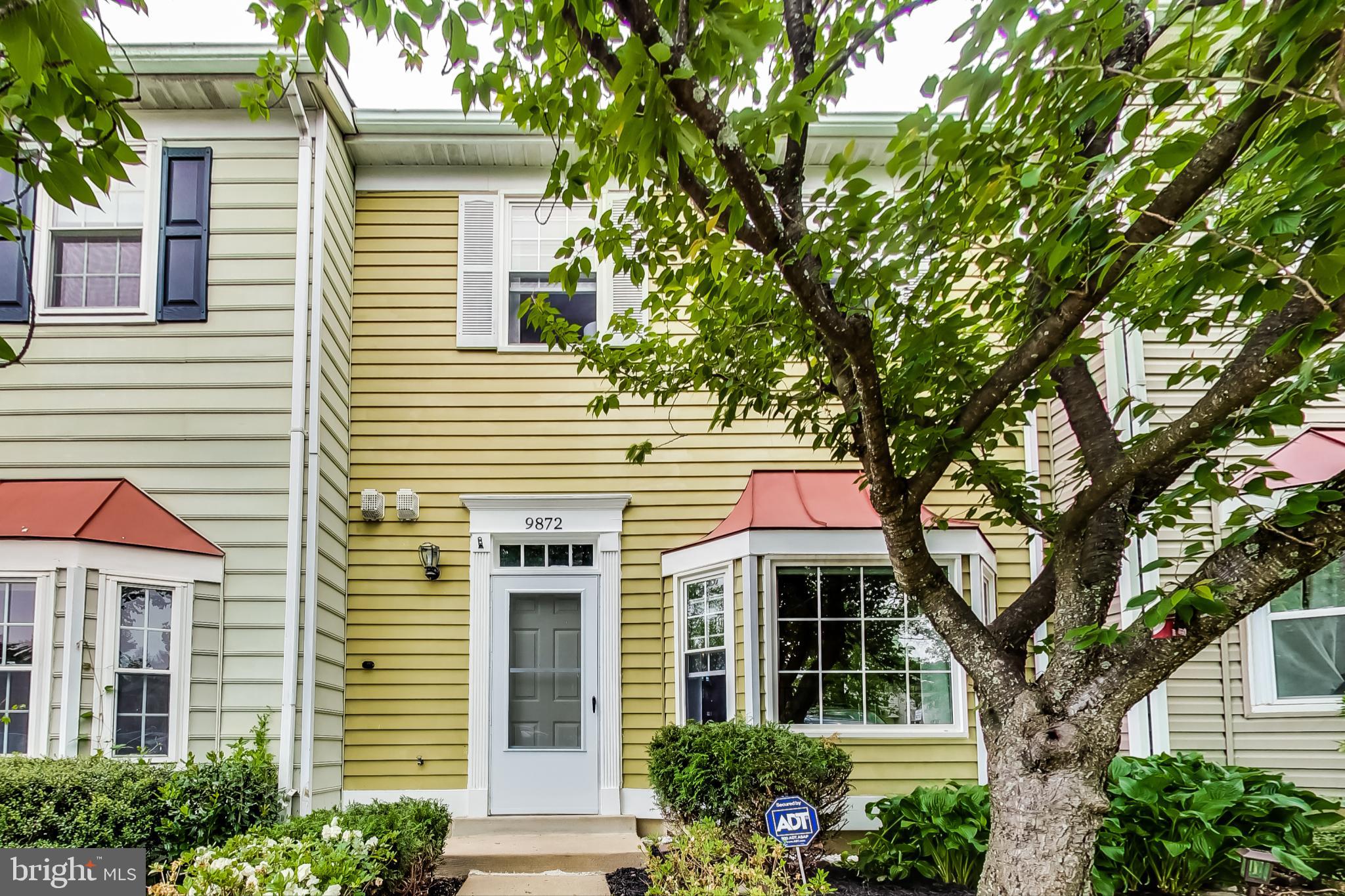 OAKTON CLOISTERS - Residential