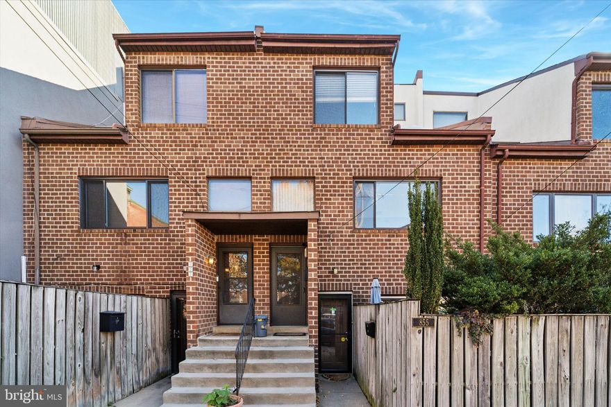 Fabulous, contemporary 2-bedroom, 1½-bath bi-level condo with attached garage located in the desirable Art Museum Area. Light floods the spacious, two-story living/dining room through an entire wall of
windows, highlighting the newly refinished hardwood floors. Adjacent to the living area is a beautiful
kitchen featuring maple cabinets, granite counters, stainless steel appliances, and a custom tile backsplash. 
A convenient powder room is located just off the kitchen. Upstairs, you’ll find a large primary bedroom, a spacious second bedroom, and a full bath — all with brand-new carpet in the halls, stairs, and bedrooms for a fresh, comfortable feel. Step outside to your private deck and enjoy spectacular city views — you can even watch the fireworks over the Art Museum from home! Perfectly situated, this home is just a short walk to Whole Foods, popular neighborhood restaurants, the Schuylkill River and Fairmount Park, and offers easy access to Center City and University City.