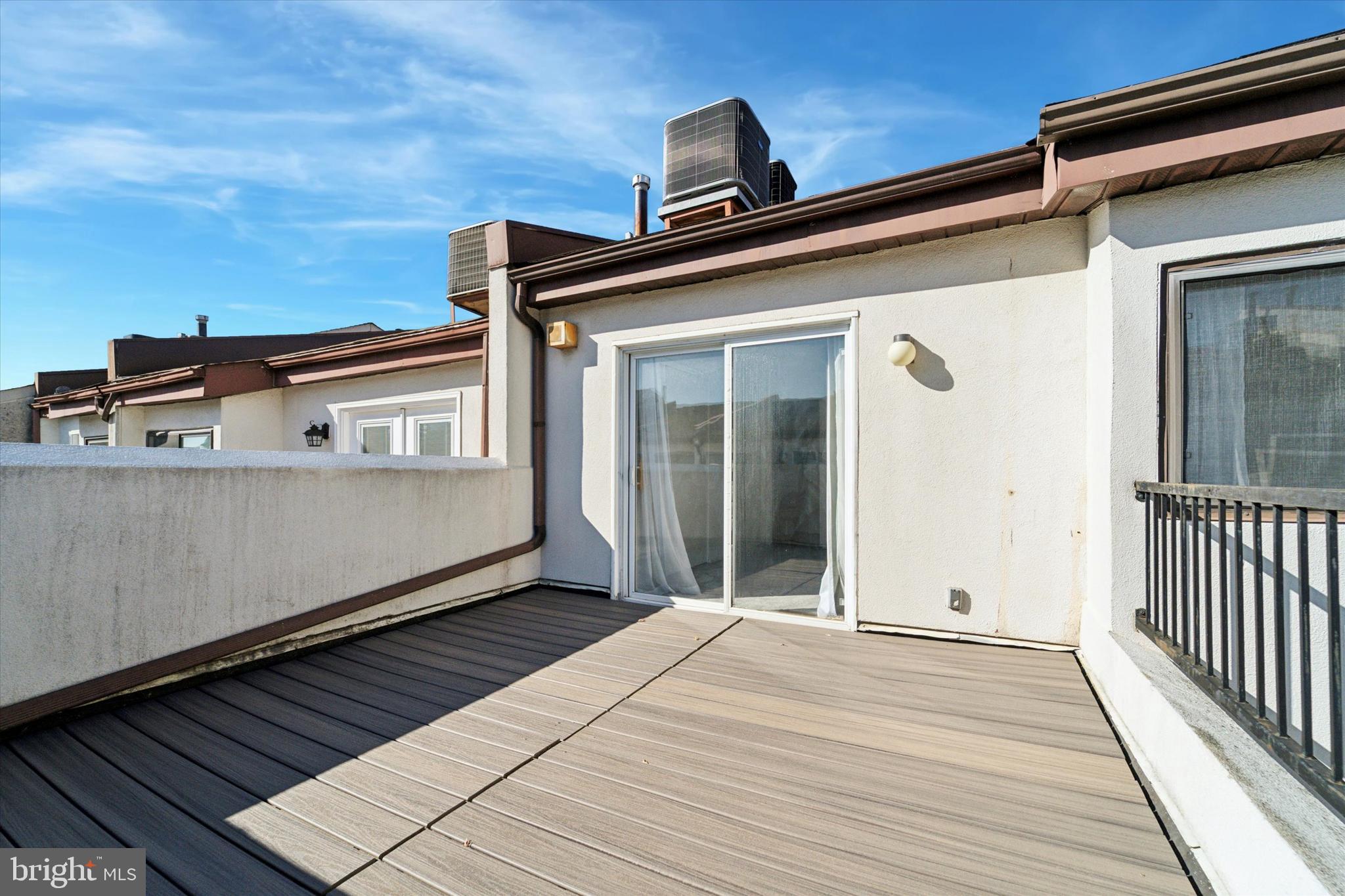 ART MUSEUM AREA - Residential