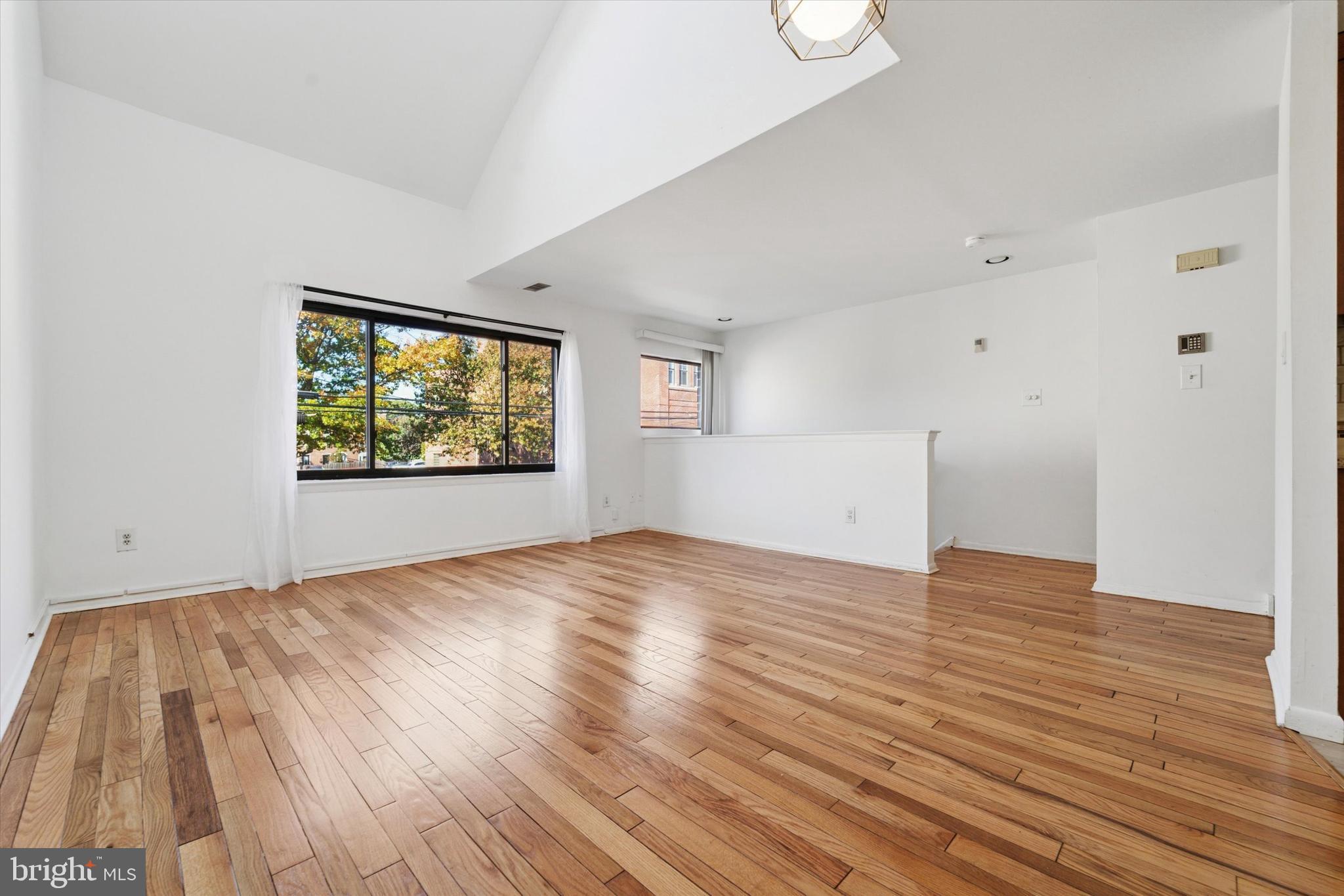 ART MUSEUM AREA - Residential