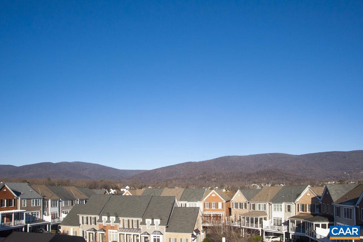 OLD TRAIL - Residential Lease