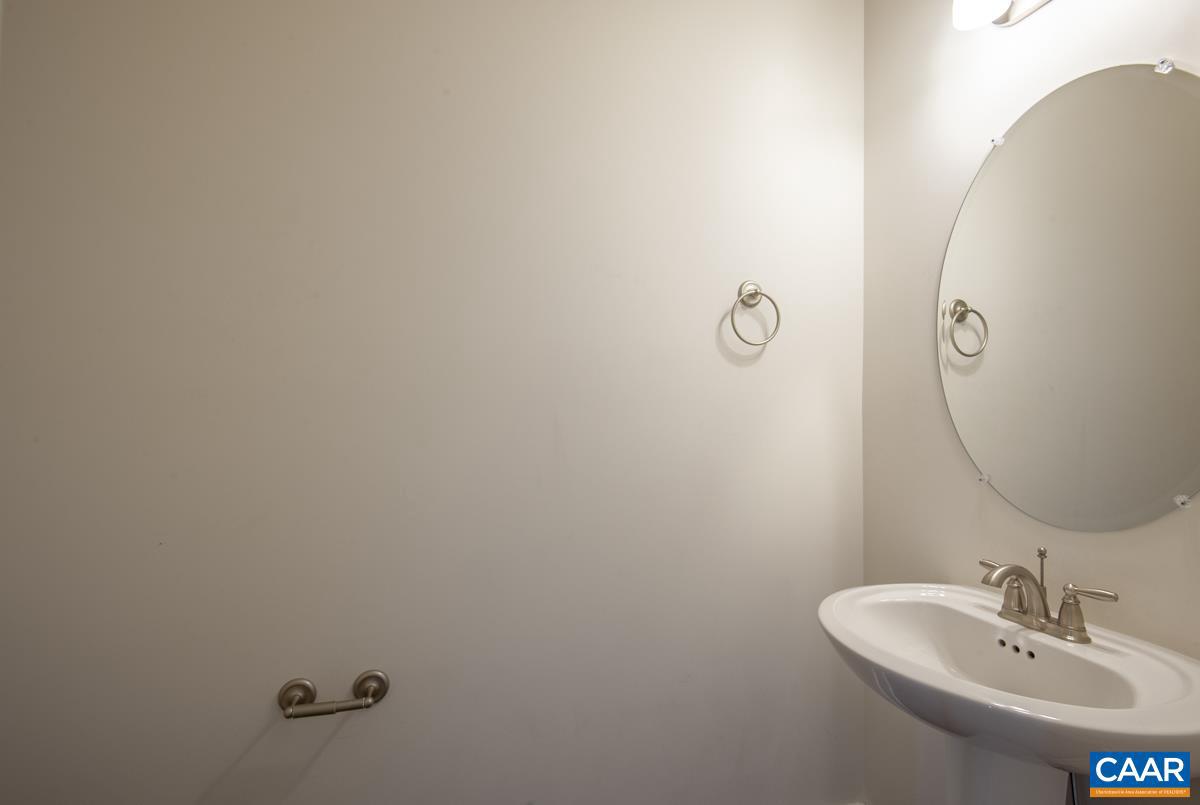 OLD TRAIL - Residential Lease