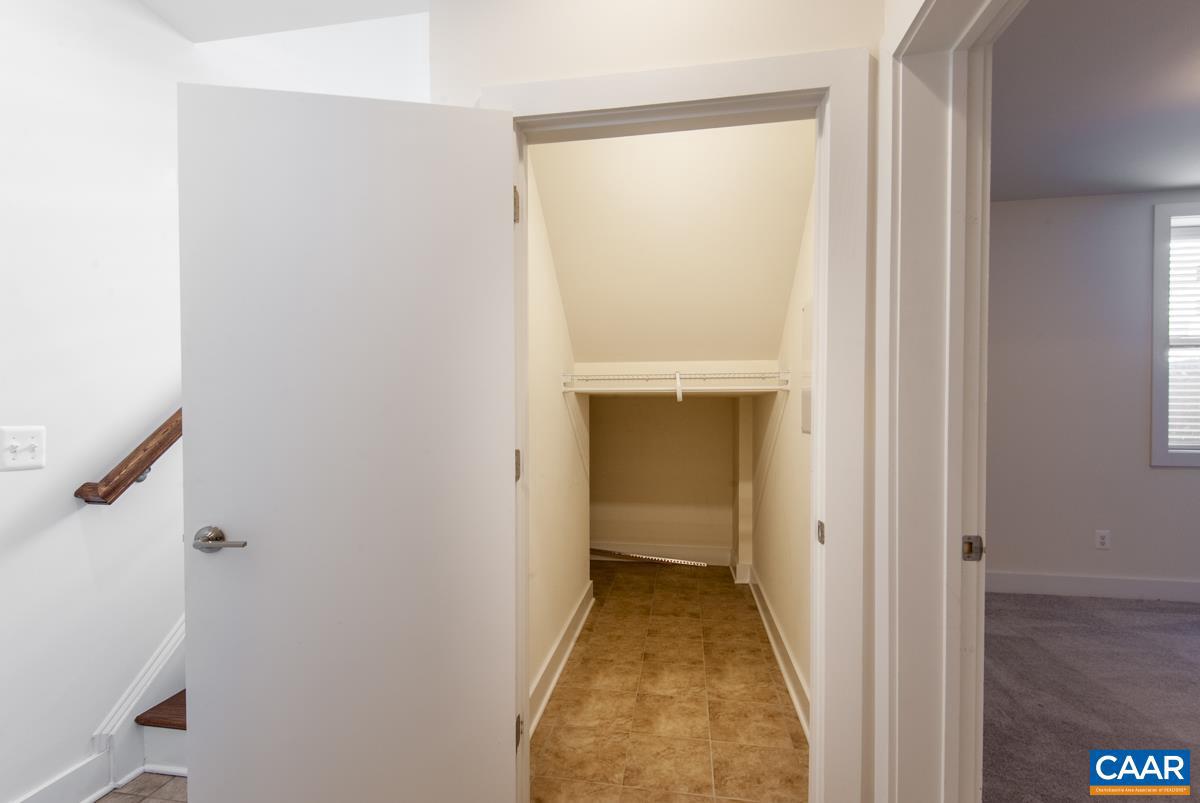 OLD TRAIL - Residential Lease