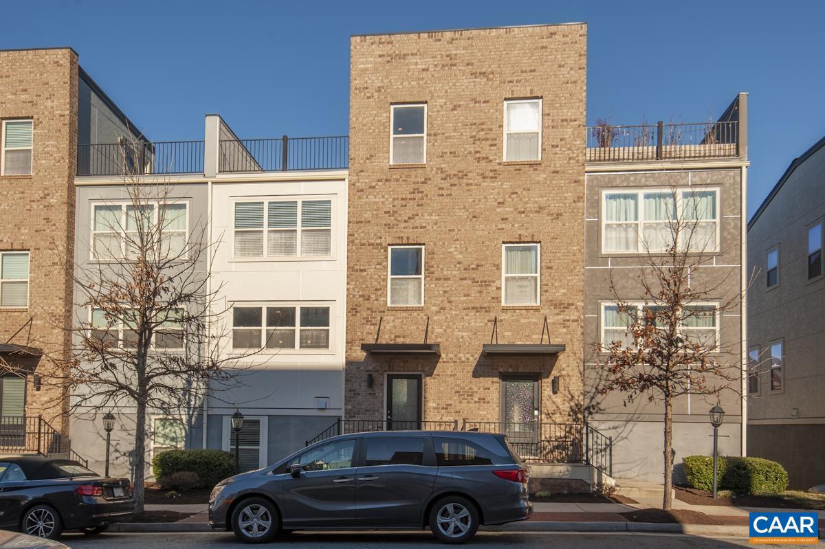 OLD TRAIL - Residential Lease