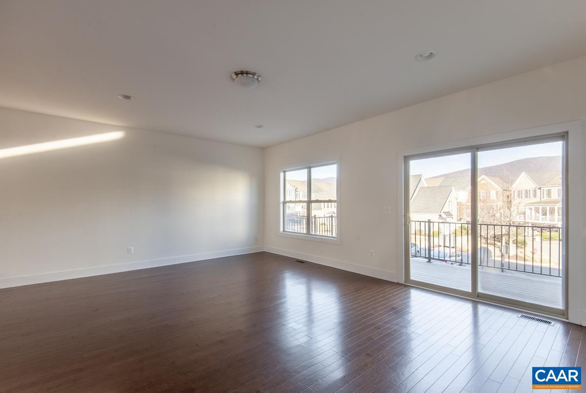 OLD TRAIL - Residential Lease