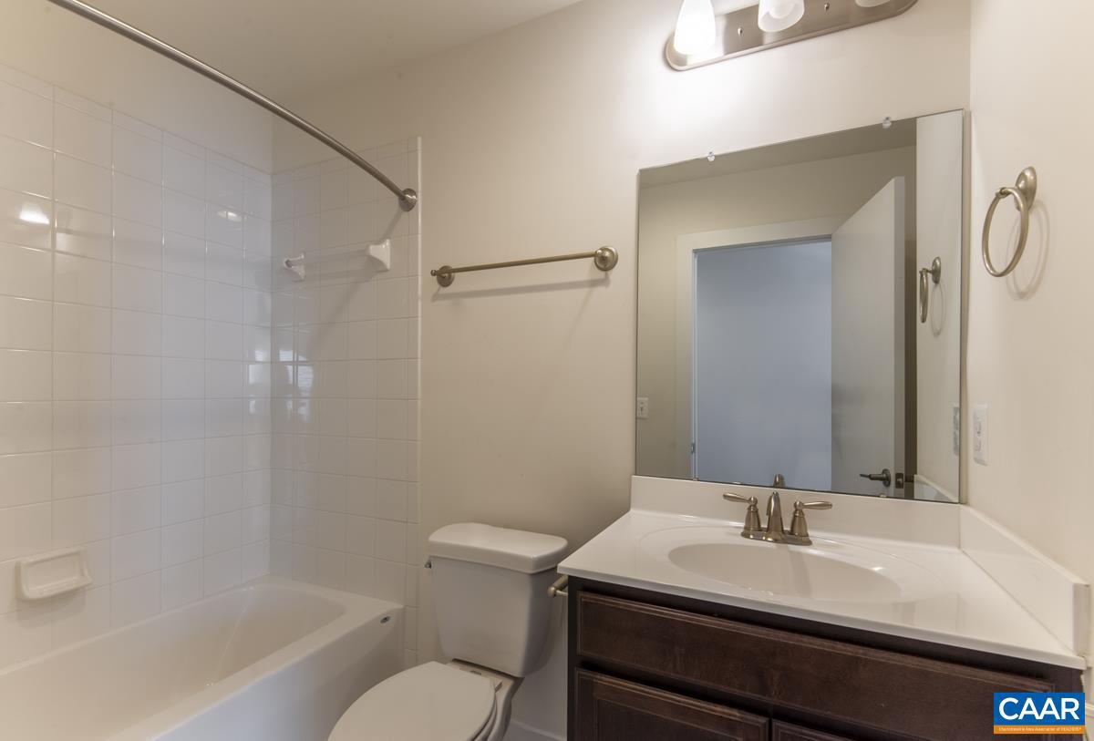 OLD TRAIL - Residential Lease