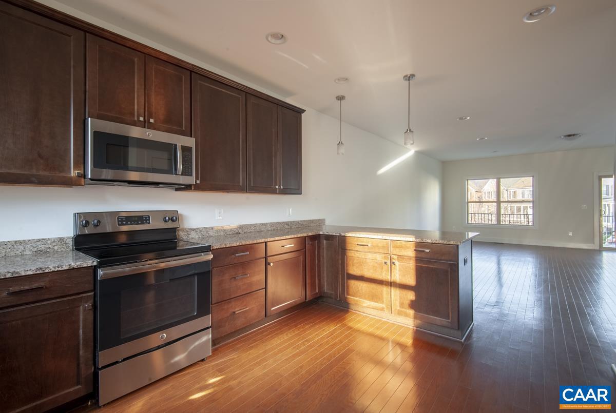 OLD TRAIL - Residential Lease