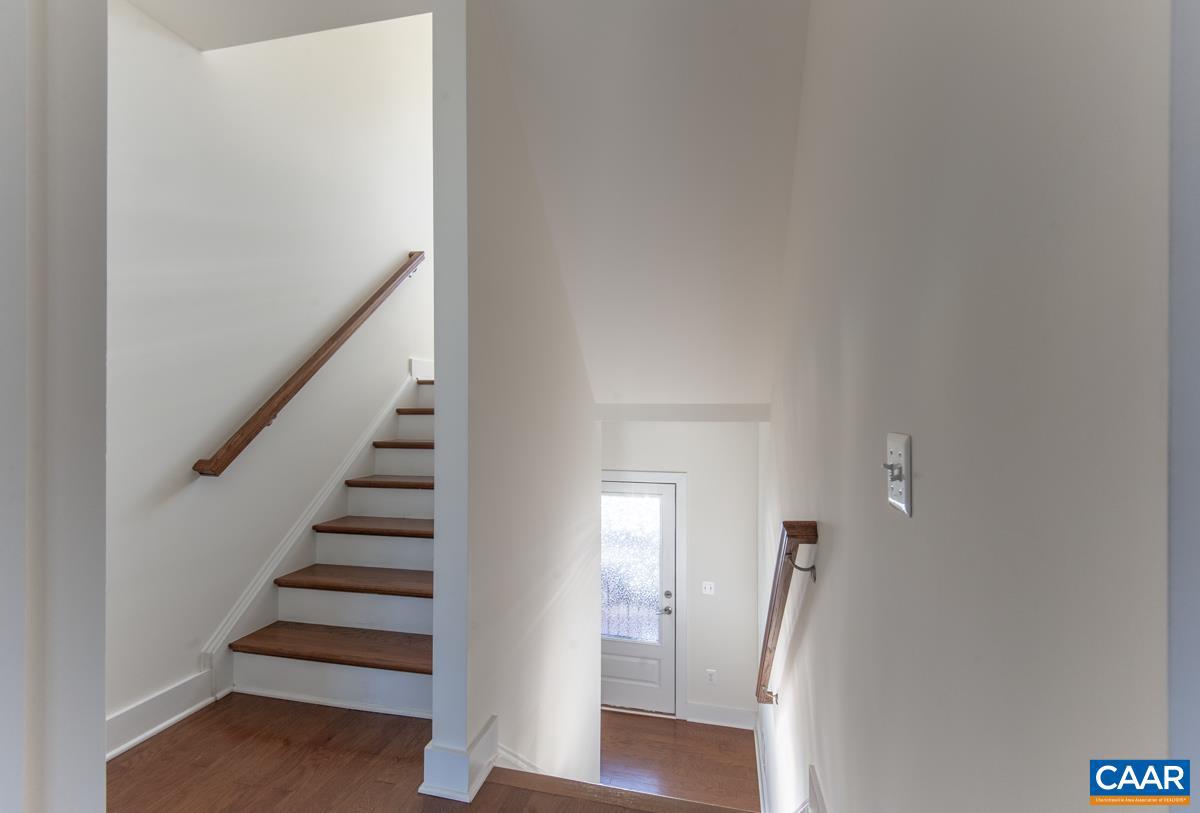 OLD TRAIL - Residential Lease