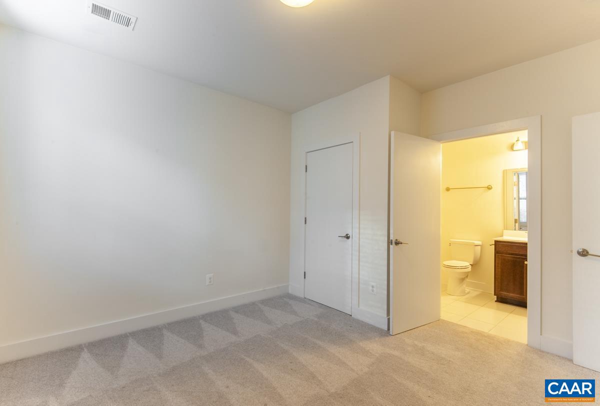 OLD TRAIL - Residential Lease