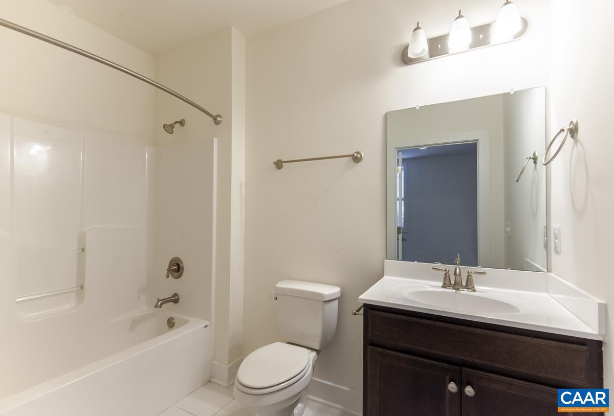 OLD TRAIL - Residential Lease