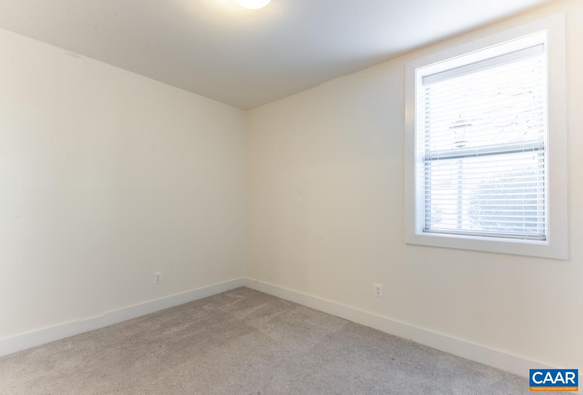 OLD TRAIL - Residential Lease