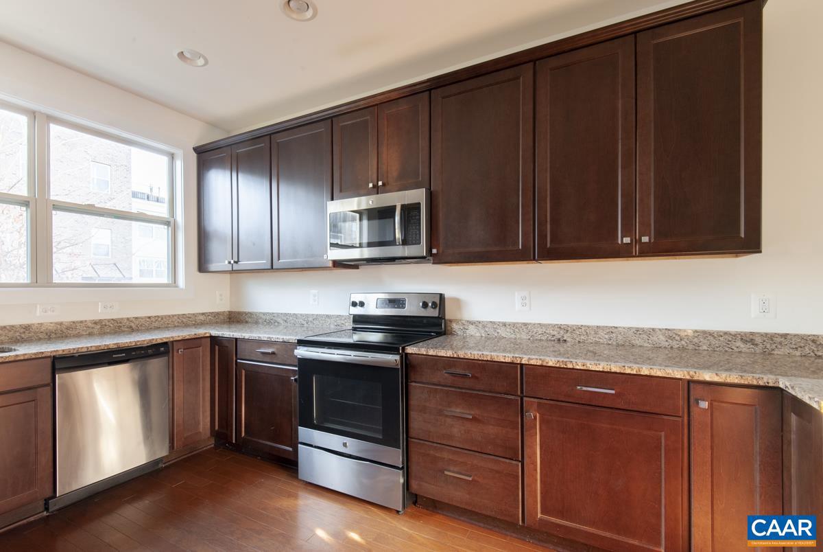 OLD TRAIL - Residential Lease