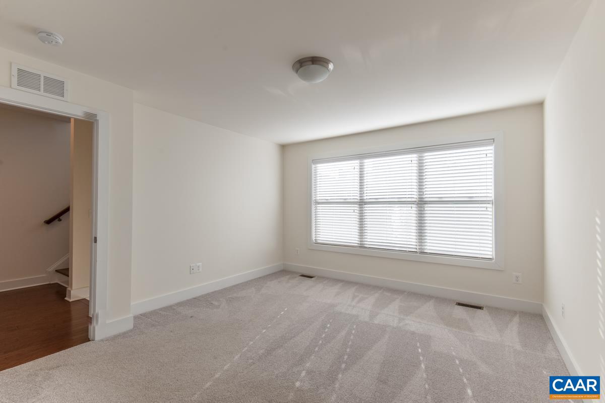 OLD TRAIL - Residential Lease