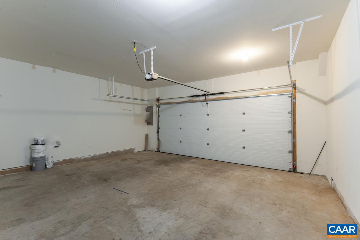 OLD TRAIL - Residential Lease