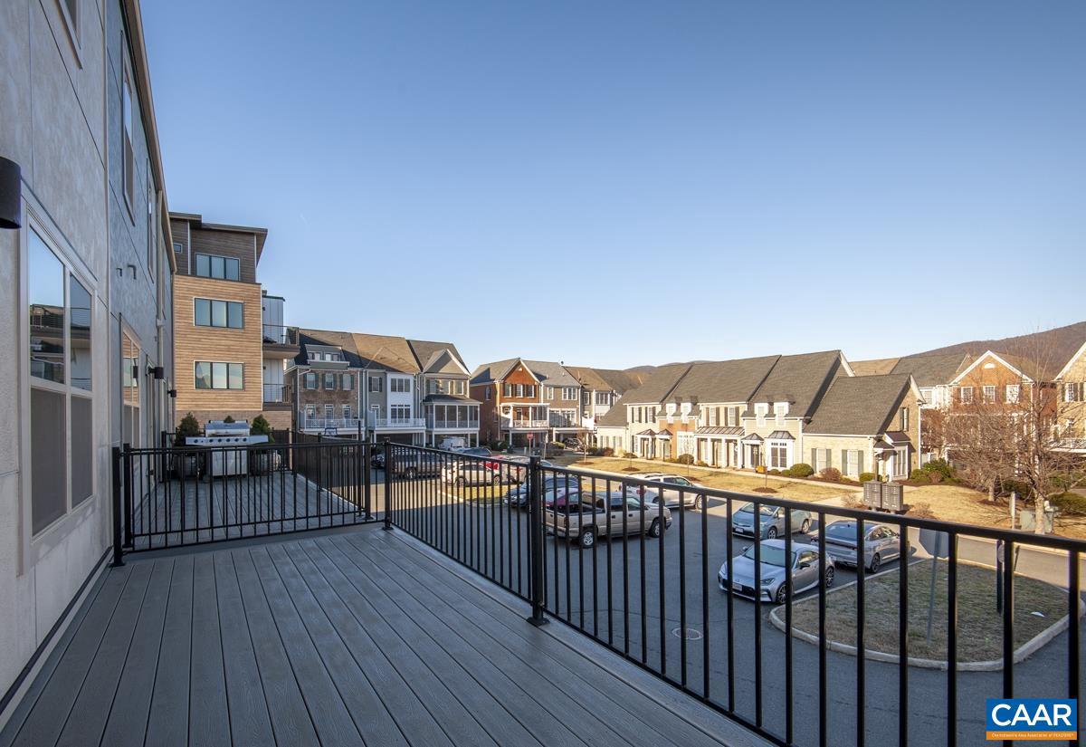 OLD TRAIL - Residential Lease