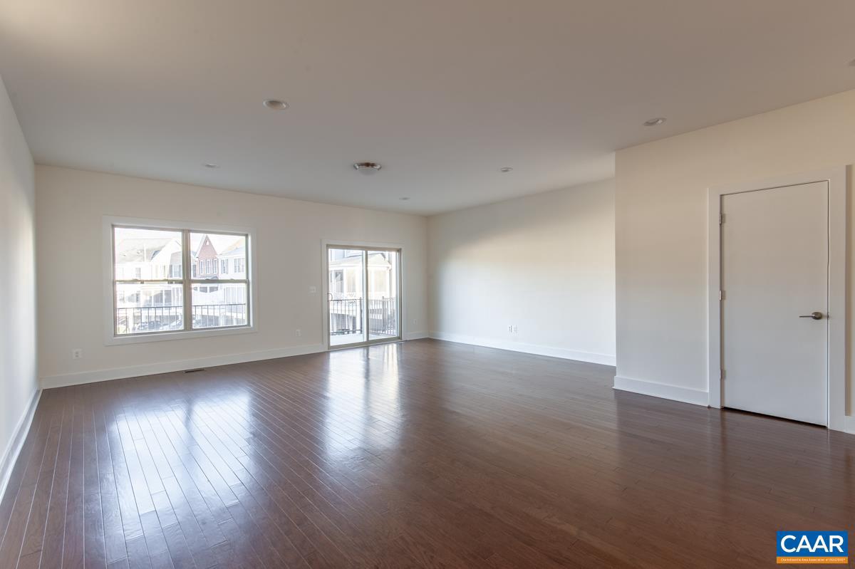 OLD TRAIL - Residential Lease