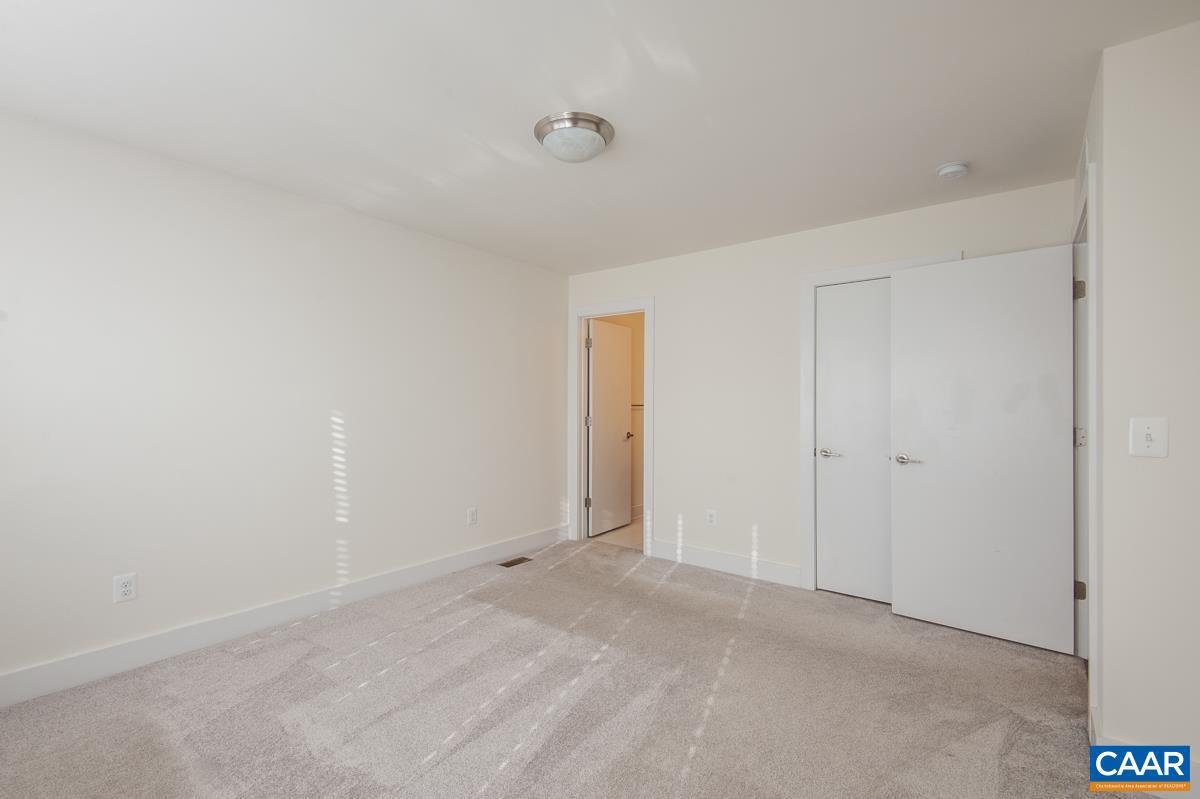 OLD TRAIL - Residential Lease